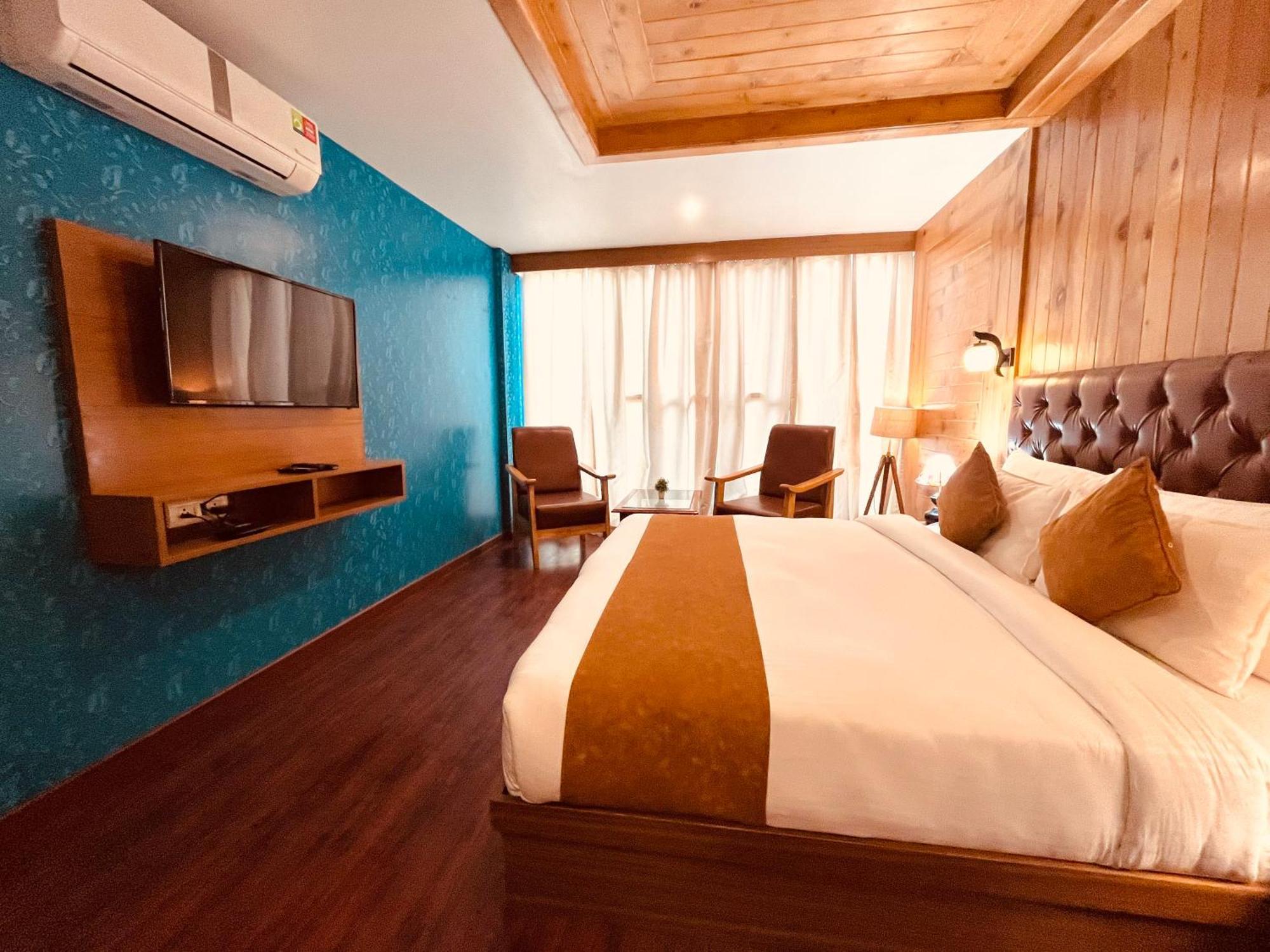 The Vista Legacy Resort, Manali - #Near Mall Road #Centrally Heated & Air Cooled Rooms #Big Parking #Best Selling #Premium Rooms #Luxury Collection #Open Terrace #Lift #Playing Zone #Property Of The Year مايالي المظهر الخارجي الصورة